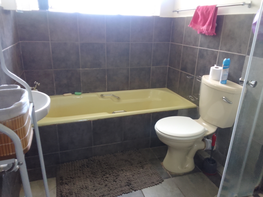 3 Bedroom Property for Sale in Bodorp North West